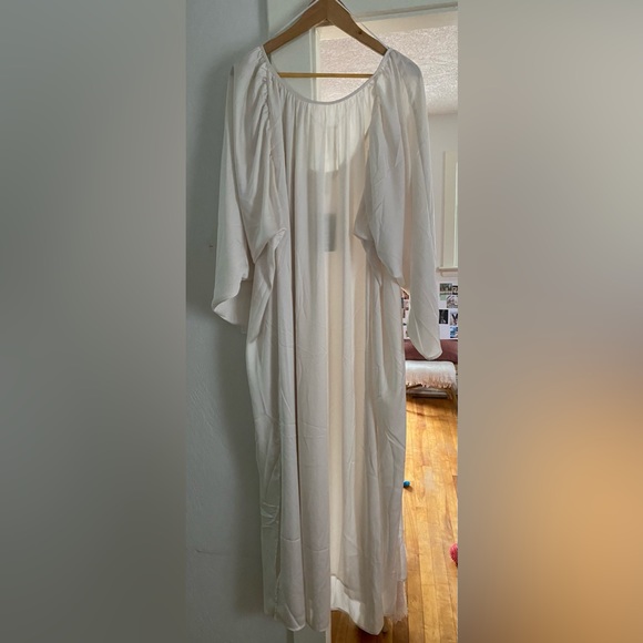 H&M white satin oversized dress — NWT - Picture 2 of 12